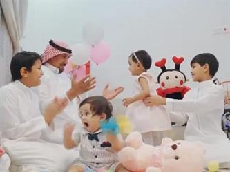 أصبحت ابنتهم من الرضاعة.. أسرة سعودية تتبنى مولودة عاملتهم المنزلية بعد وفاتها (فيديو)