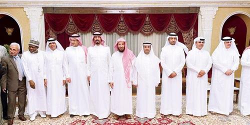 صور.. الشيخ “الشثري” يقيم حفل عشاء تكريماً لسفير قطر الجديد لدى المملكة