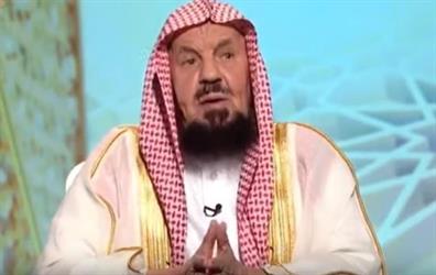 ما حكم جمع الصلاة وقصرها للمريض؟.. الشيخ “المنيع” يجيب