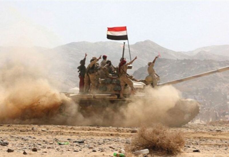 وسط هروب جماعي.. الجيش اليمني يستعيد مواقع من ميليشيا الحوثي في شبوة