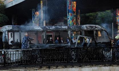 13 قتيلاً في تفجير استهدف حافلة عسكرية في دمشق