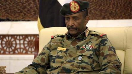 قائد الجيش السوداني البرهان يعفي 6 سفراء من مناصبهم