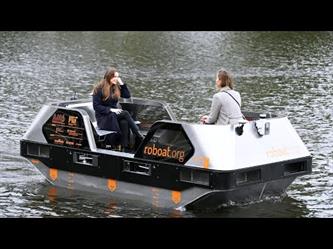 اختبار مركبة روبوتية ذاتية القيادة في قنوات أمستردام الهولندية