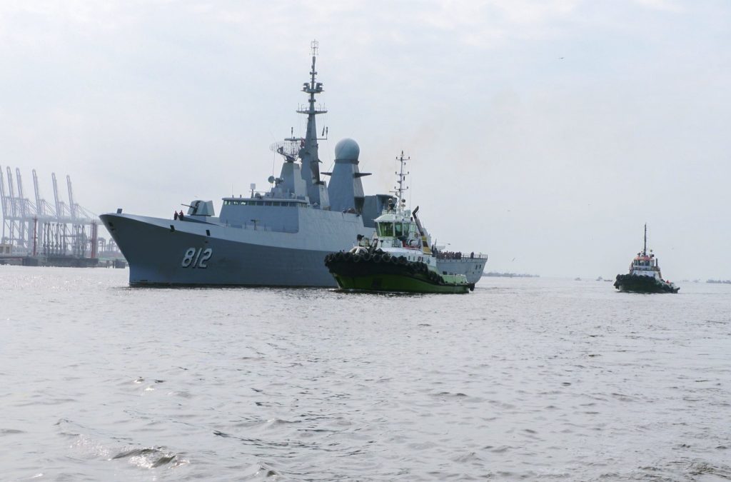 سفن القوات البحرية الملكية تصل إلى باكستان لتنفيذ التمرين البحري الثنائي المختلط “نسيم البحر 13”