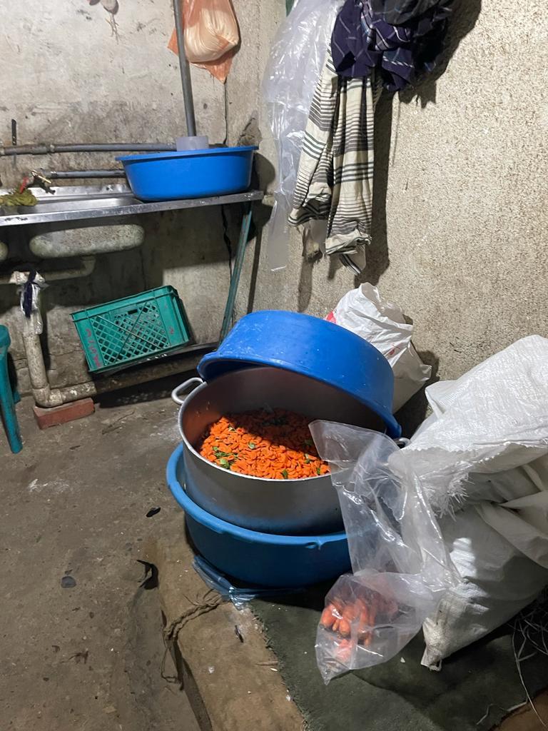 ضبط معمل مطعم يجهز الطعام داخل سكن خاص بالعمالة بأبها