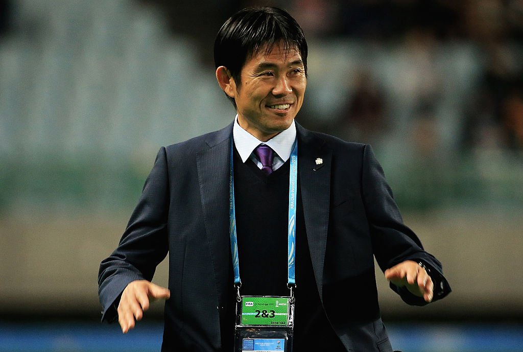 مدرب اليابان عن الحضور الجماهيري في مواجهة المنتخب: القرار فاجئني