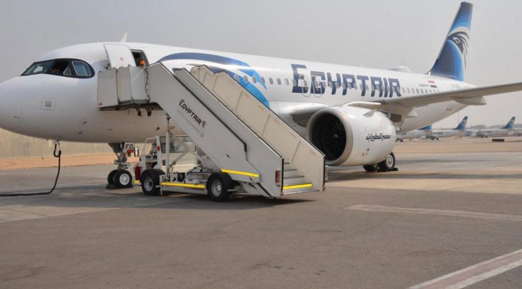 مصر للطيران تكشف تفاصيل تعرض إحدى طائراتها لحادث في المدينة المنورة