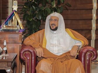 وزير “الشؤون الإسلامية” يصدر قراراً بإنشاء الأمانة العامة للفروع ويكلّف الغامدي أميناً عاماً لها