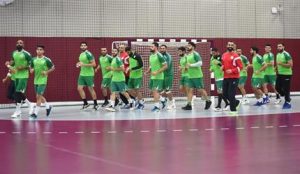 "أخضر اليد" يُنهي استعداداته لنظيره الكويتي في بطولة قطر الدولية (صور)
