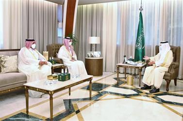 فيديو وصور.. أمير الشرقية يستقبل سفير قطر لدى المملكة