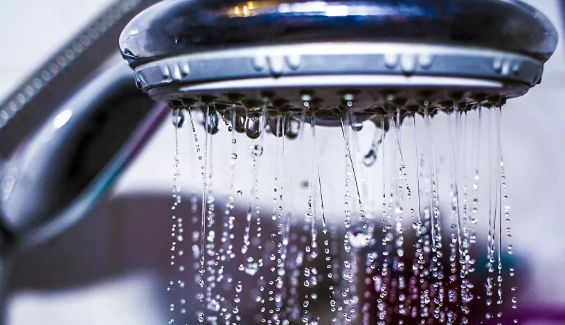 خبراء يحذرون: البقاء مدة طويلة دون استحمام في الشتاء يسبب مخاطر