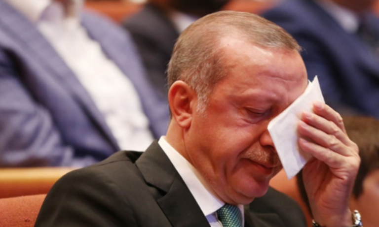 أردوغان والليرة.. سياسات “متهورة” تعصف بالاقتصاد التركي (فيديو)