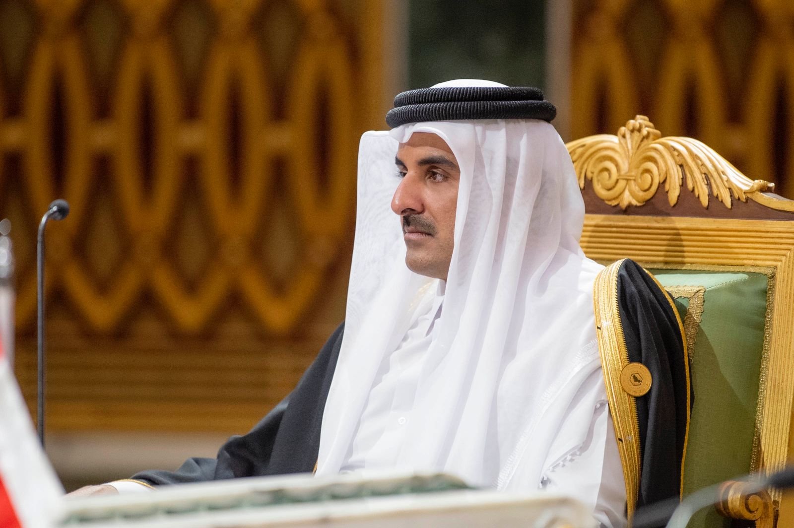 أمير قطر يوجه رسالة لـ المملكة بعد نجاح القمة 42 لمجلس التعاون