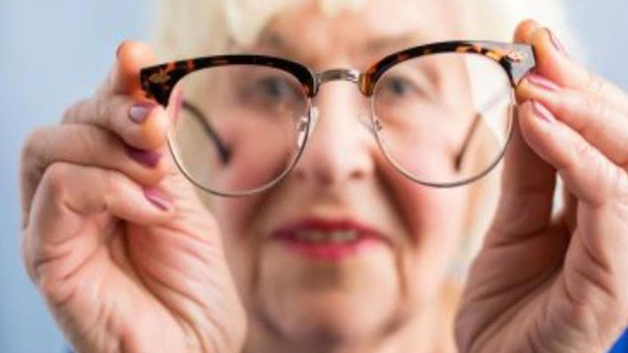 وجبات خفيفة تحسن ضعف البصر عند كبار السن.. تعرف عليها
