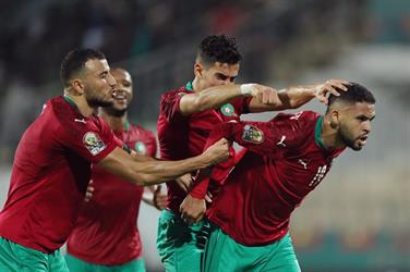 منتخب المغرب يضرب مالاوي بثنائية ويتأهل لربع نهائي كأس أمم أفريقيا (فيديو وصور)