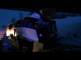 المشاهد الأولى لحافلة روسية تعرضت لحادث مروع أودي بحياة 5 أشخاص