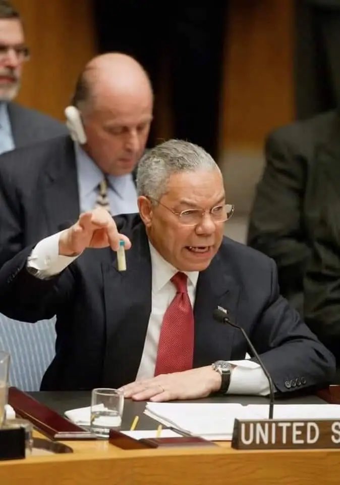 موسكو: مزاعم أمريكا حول تخطيط روسيا لـ غزو أوكرانيا تذكرنا بـ “قارورة باول”