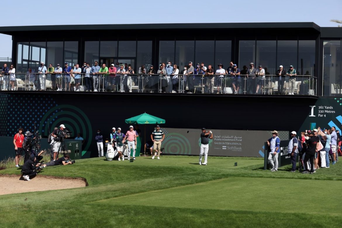 الأمريكي فارنر ينفرد بصدارة ترتيب بطولة السعودية الدولية للجولف
