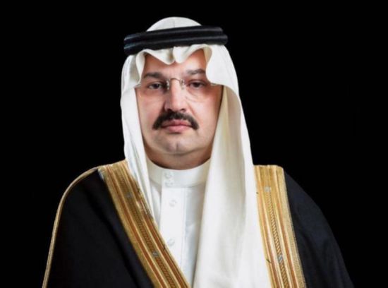 الأمير تركي بن طلال ينقل شكر القيادة لأسرة آل راجح لتنازلهم عن قاتل ابنهم