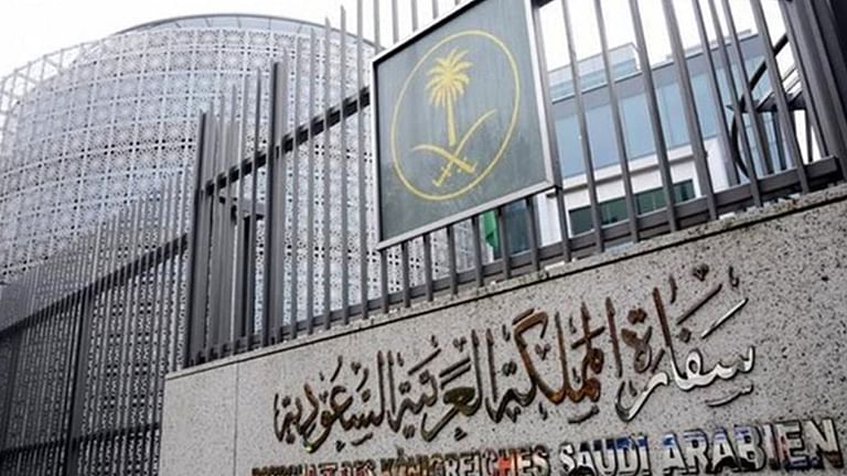 السفارة بالأردن: الجرعة التنشيطية لكورونا شرط لدخول السعودية