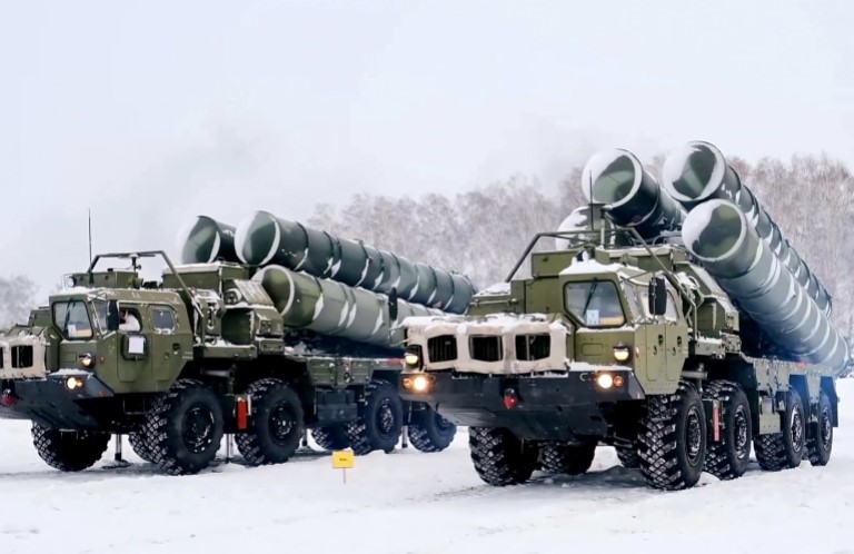 مسؤول أميركي: أقمار صناعية ترصد تحركات روسية في مواقع هجومية على الحدود الأوكرانية