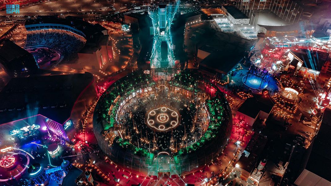 15 مليون زائر تتباهى بهم العاصمة في “موسم الرياض”