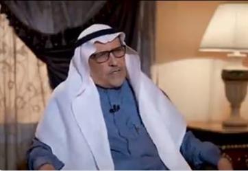وكيل وزارة الإعلام سابقاً يروي واقعة نقل جلسة سرية لمجلس الوزراء على الهواء بالخطأ.. ورد فعل الملك فهد (فيديو)