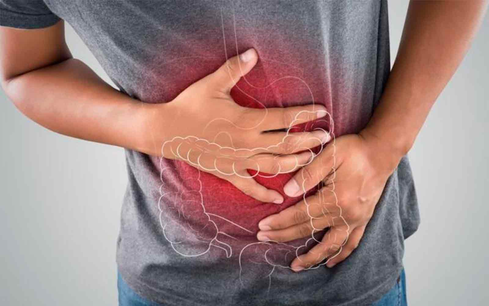 “الصحة” تحذر من هذه الأعراض.. ربما تكون مصابًا بمرض خطير في القولون