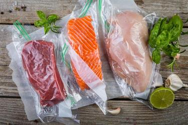“الصحة” توضح الطريقة الصحيحة لحفظ اللحوم والدواجن والأسماك