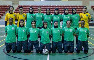 منتخب السيدات للصالات يواصلن التدريبات في معسكر الرياض