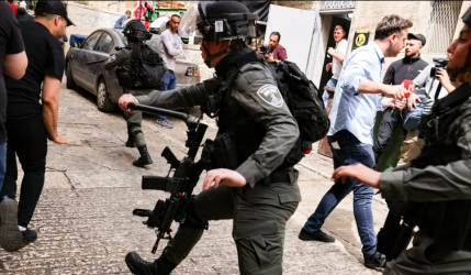 عودة التوتر لساحات الأقصى.. وإسرائيل تعتقل 9 في القدس