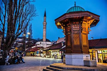 رمضان في البوسنة والهرسك.. إفطار على التلال و”موكابلة” وتغيير أماكن صلاة التراويح