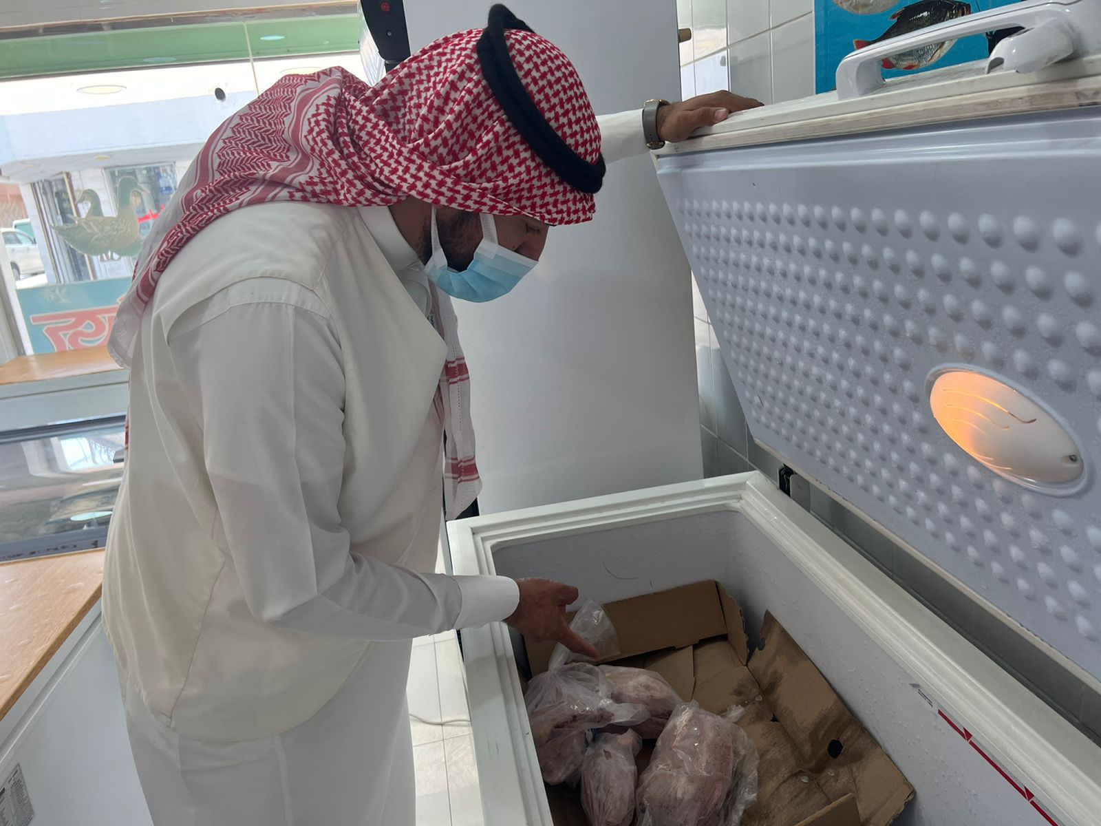 بلدية بقيق تنفذ 132 جولة رقابية على الأسواق ومحلات النفع العام تزامنا مع دخول شهر رمضان المبارك