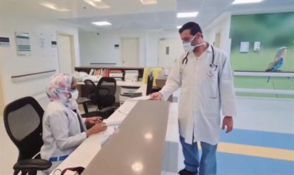 أطباء يمضون عيد الفطر في المستشفيات: رعاية المرضى هي عيدنا (فيديو)