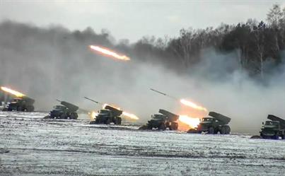 تطورات الغزو الروسي.. هجوم صاروخي على أوديسا وتعهد بريطاني بمساعدات لأوكرانيا