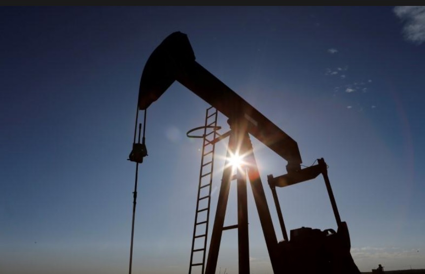رغم ارتفاعها.. أسعار النفط تتجه لتسجيل خسائر أسبوعية بنحو 9%
