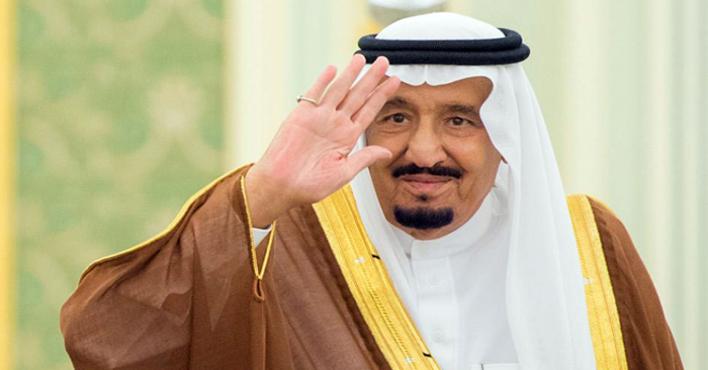 أمير قطر يهنئ خادم الحرمين الشريفين بنجاح الفحوصات الطبية