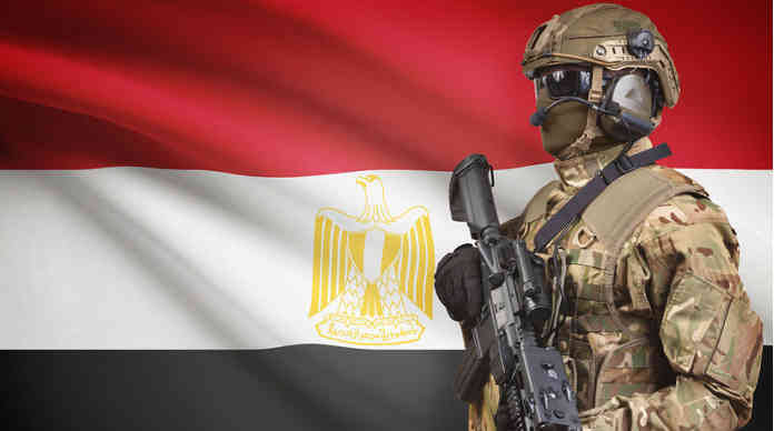 الجيش المصري : استشهاد ضابط و10 جنود ومحاصرة عناصر تكفيرية خلال هجوم إرهابي في سيناء