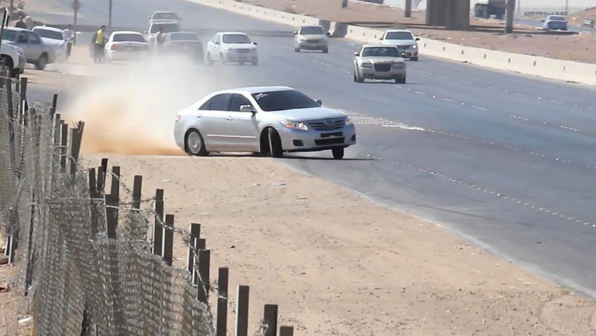 تصل لـ 60 ألف ريال والسجن.. المرور السعودي يكشف عقوبة التفحيط والإجراءات المترتبة عليها