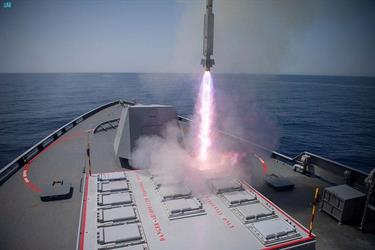 ضمن برنامج تدريبي.. سفينة جلالة الملك “الجبيل” تُنفذ رماية مثالية بصاروخ في إسبانيا (فيديو وصور)