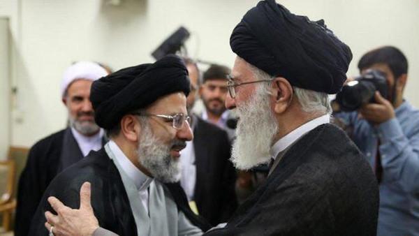 الرئيس الإيراني يرد على تصريحات “بايدن” بشأن امتلاك طهران للسلاح النووي