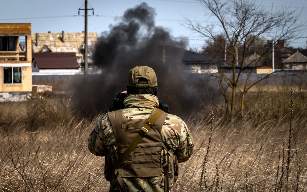 الرئيس الأوكراني يدعو إلى إخلاء دونيتسك بسبب القصف الروسي