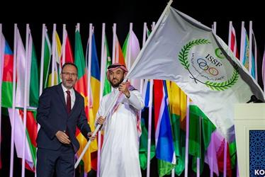 “الفيصل” يتسلم علم الاتحاد الرياضي للتضامن الإسلامي