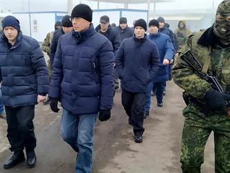 مستجدات الغزو الروسي.. كييف وموسكو تتبادلان الأسرى وتوقيف 1300 معارض لقرار التعبئة في روسيا