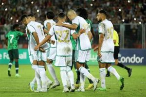 ملخص وأهداف ودية ( الجزائر 2 - 1 نيجيريا )