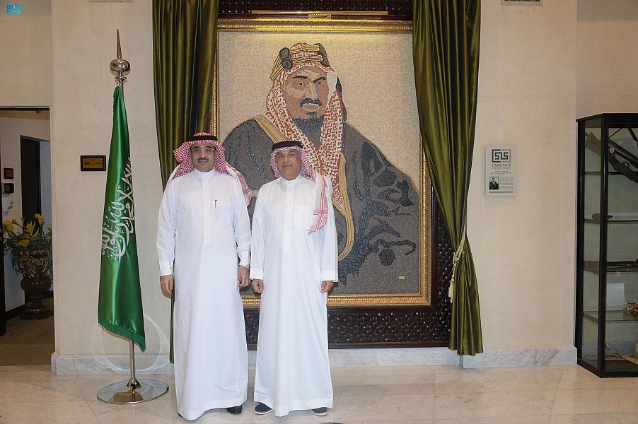 سفير المملكة لدى تونس يلتقي سفير البحرين
