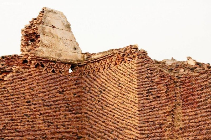 قلعة “الحمى” .. صرح تاريخي مطل على ضفاف وادي ضمد