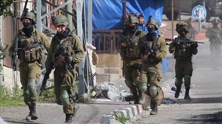 استشهاد فلسطينيين اثنين برصاص القوات الإسرائيلية قرب رام الله بالضفة الغربية