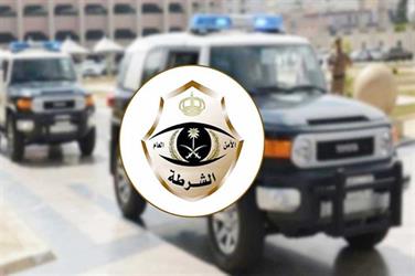 القبض على مواطن لنقله 5 مخالفين لنظام أمن الحدود بمحافظة بيش
