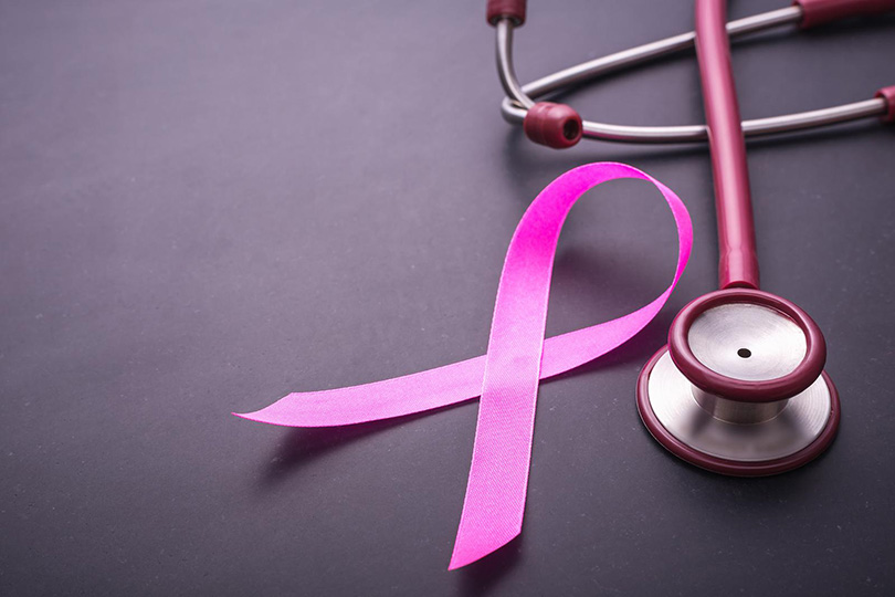 أكثر من 270 مستفيدة من ” توعية سرطان الثدي ” بالنعيرية